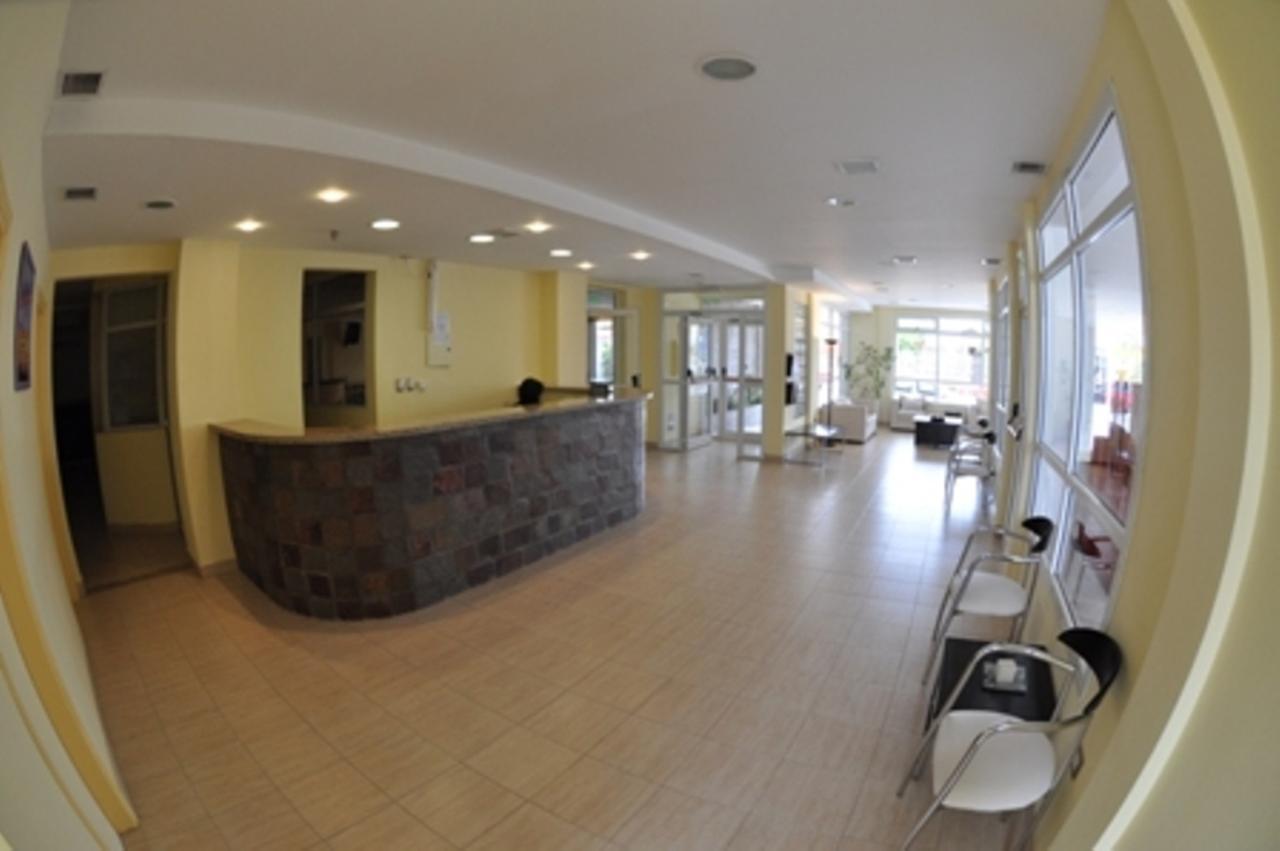 Hotel Tandil Puerto Madryn Exteriör bild
